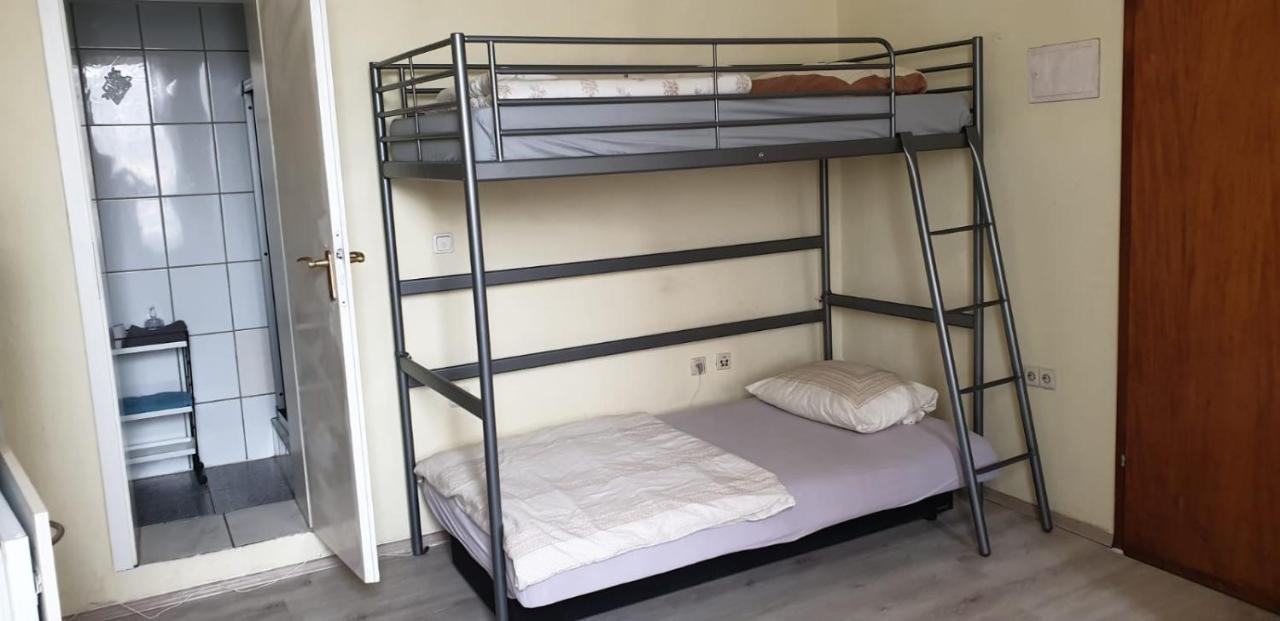 Ma-A2 Single Wohnung Krefeld Esterno foto